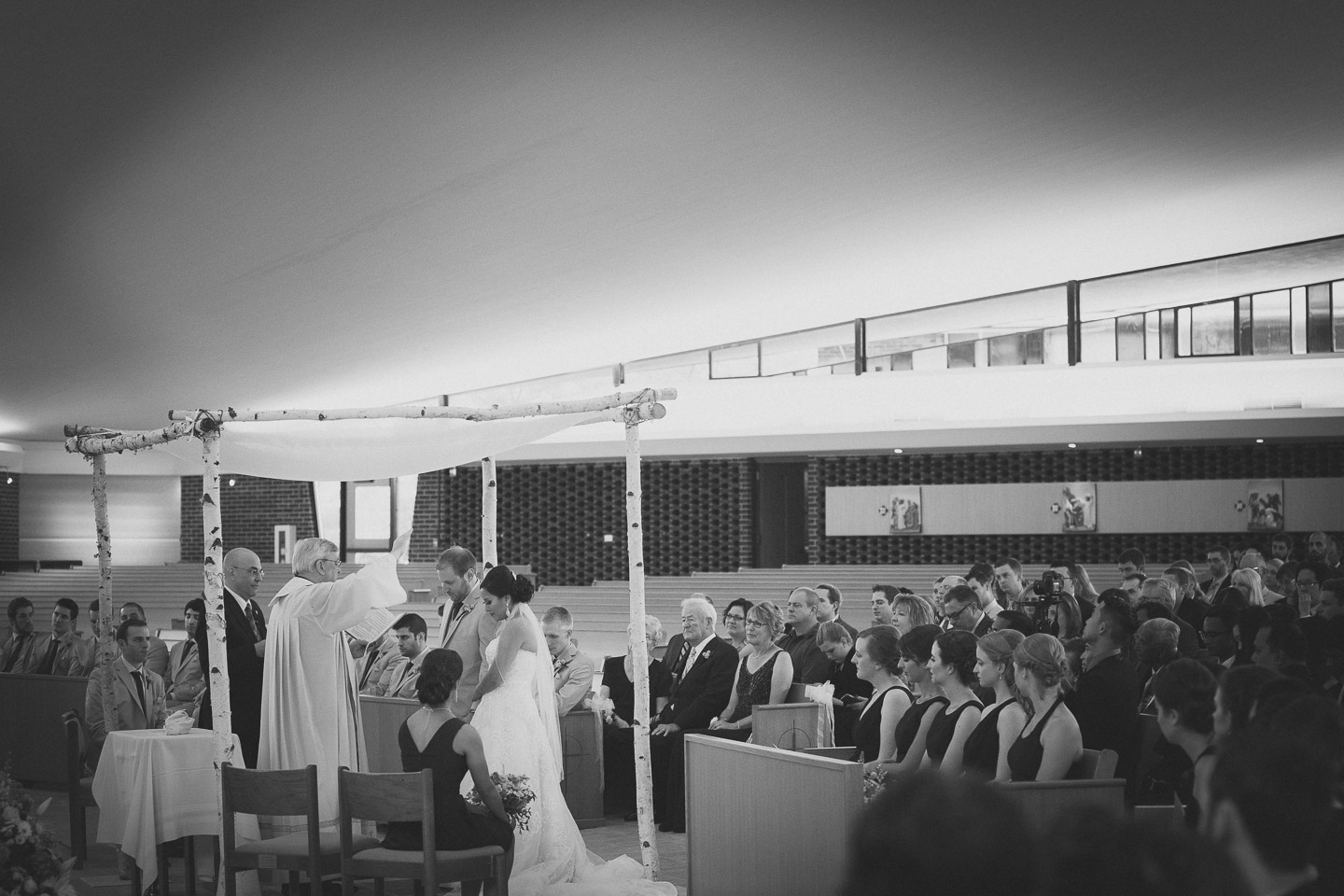 birmingham-michigan-st.-regis-catholic-church-jewish-interfaith-groom-bride-blessing