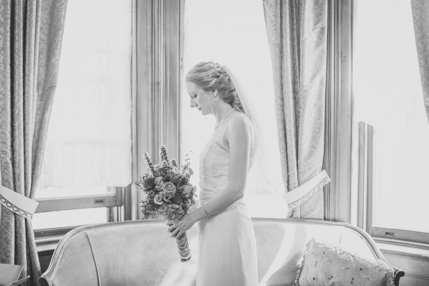 Wedding-Bride-Formal-Portrait-B&W-The-Whitney-Detroit-Michigan-Midtown
