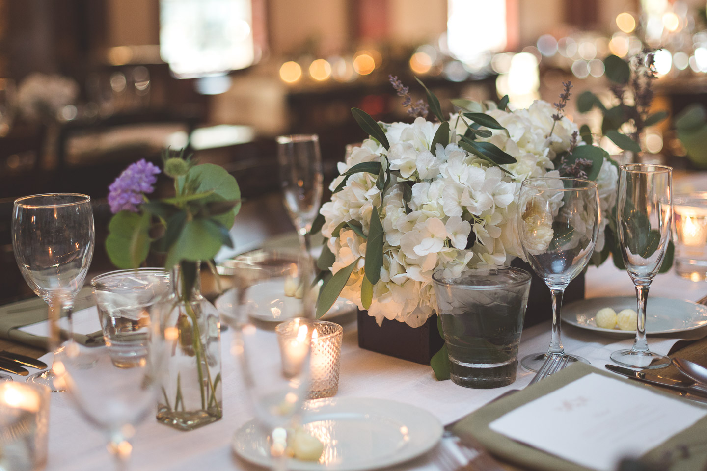Weddings-Dearborn-Michigan-Greenfield-Village-Eagle-Tavern-Reception-Floral-Arrangement
