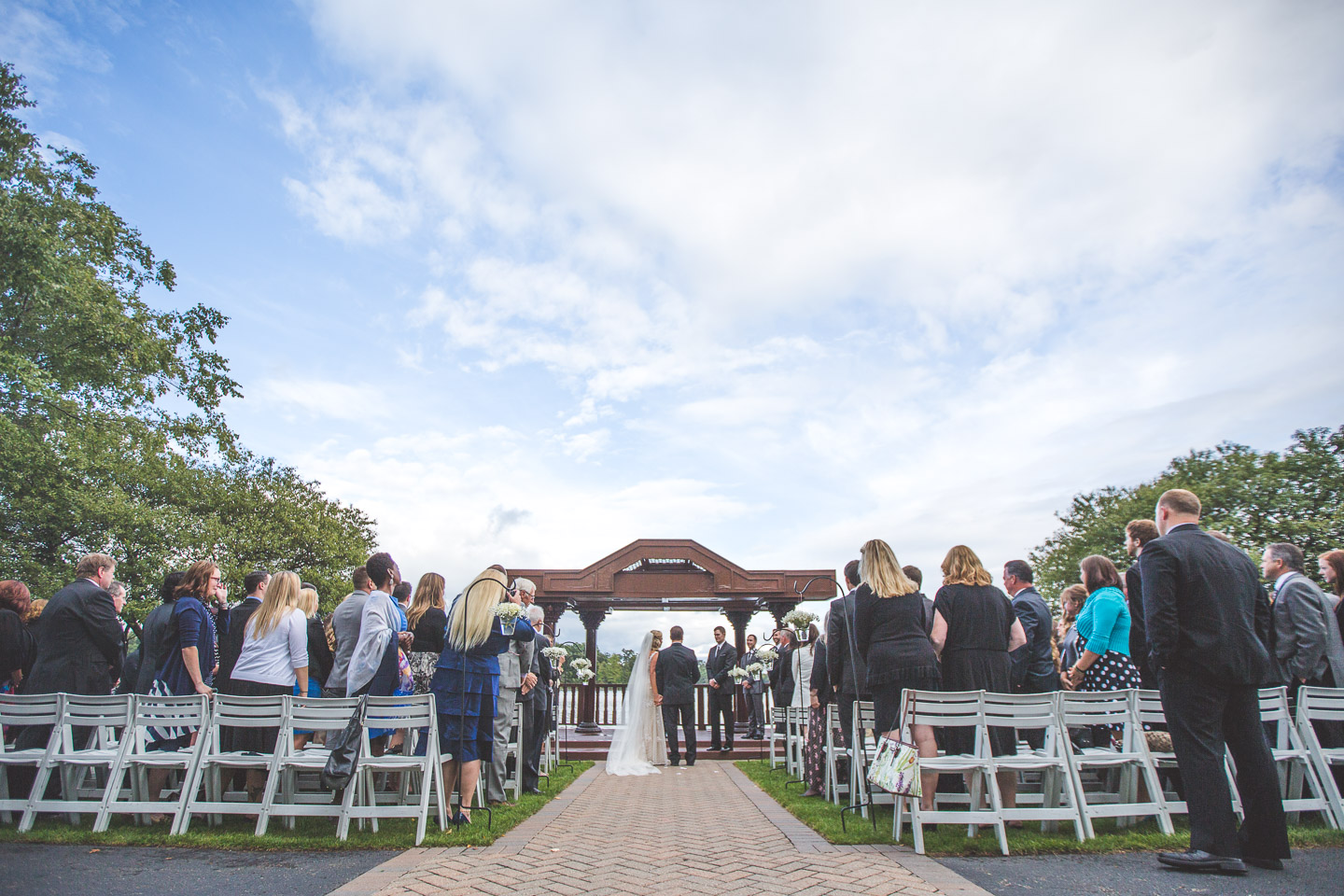 West-Bloomfield-Wedding-Michigan-Bay-Pointe-Golf-Club-Outdoor-Ceremony