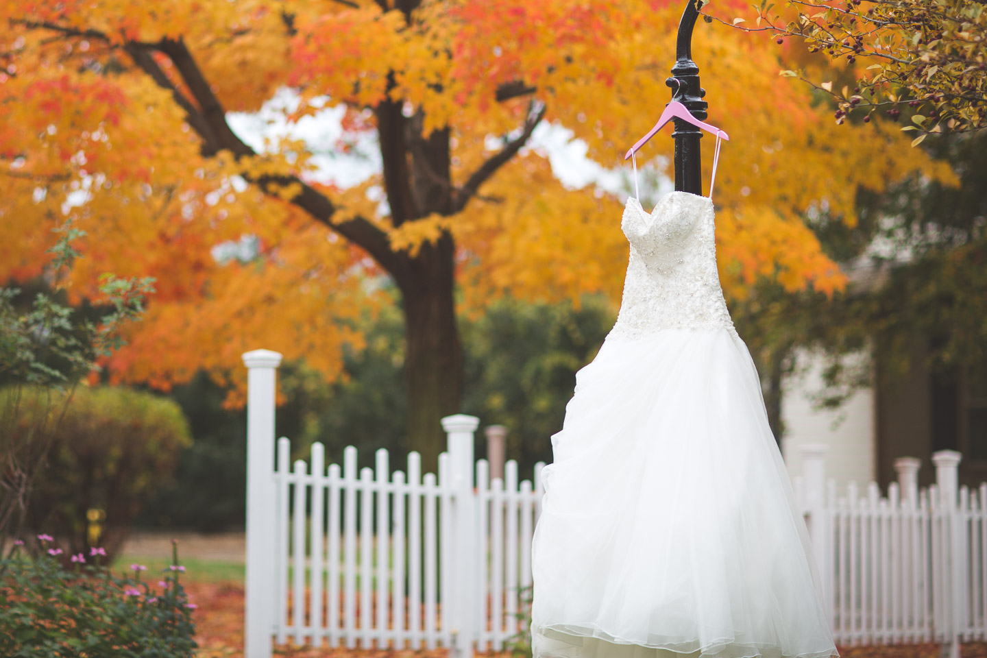 Michigan-Wedding-Dearborn-Inn-Autumn-Colors-Wedding-Dress