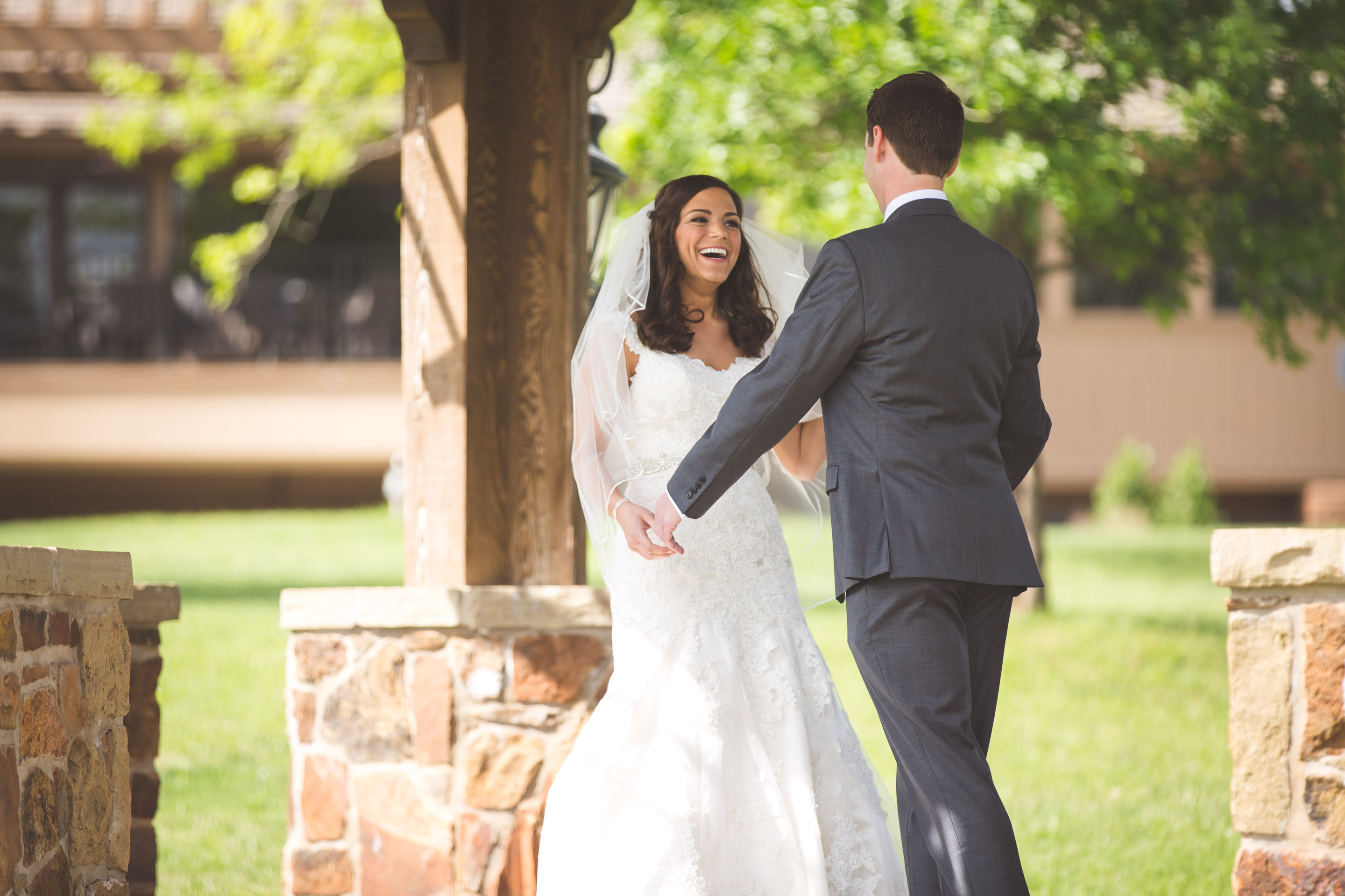 Wedding-Edmond-Oklahoma-Oak-Tree-Country-Club-Bride-Groom-First-Look