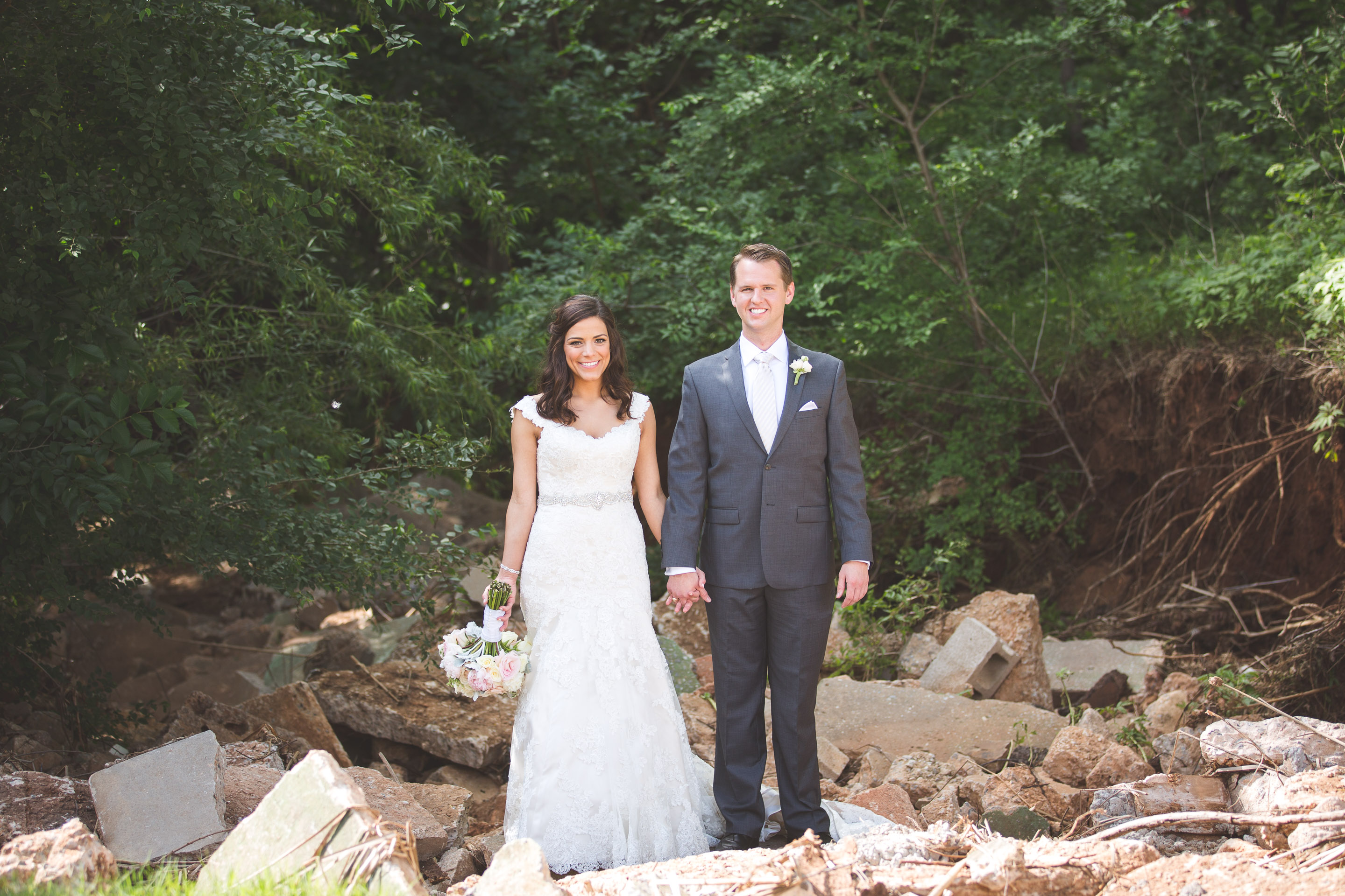 Wedding-Edmond-Oklahoma-Oak-Tree-Country-Club-Bride-Groom-Riverbed-Portrait